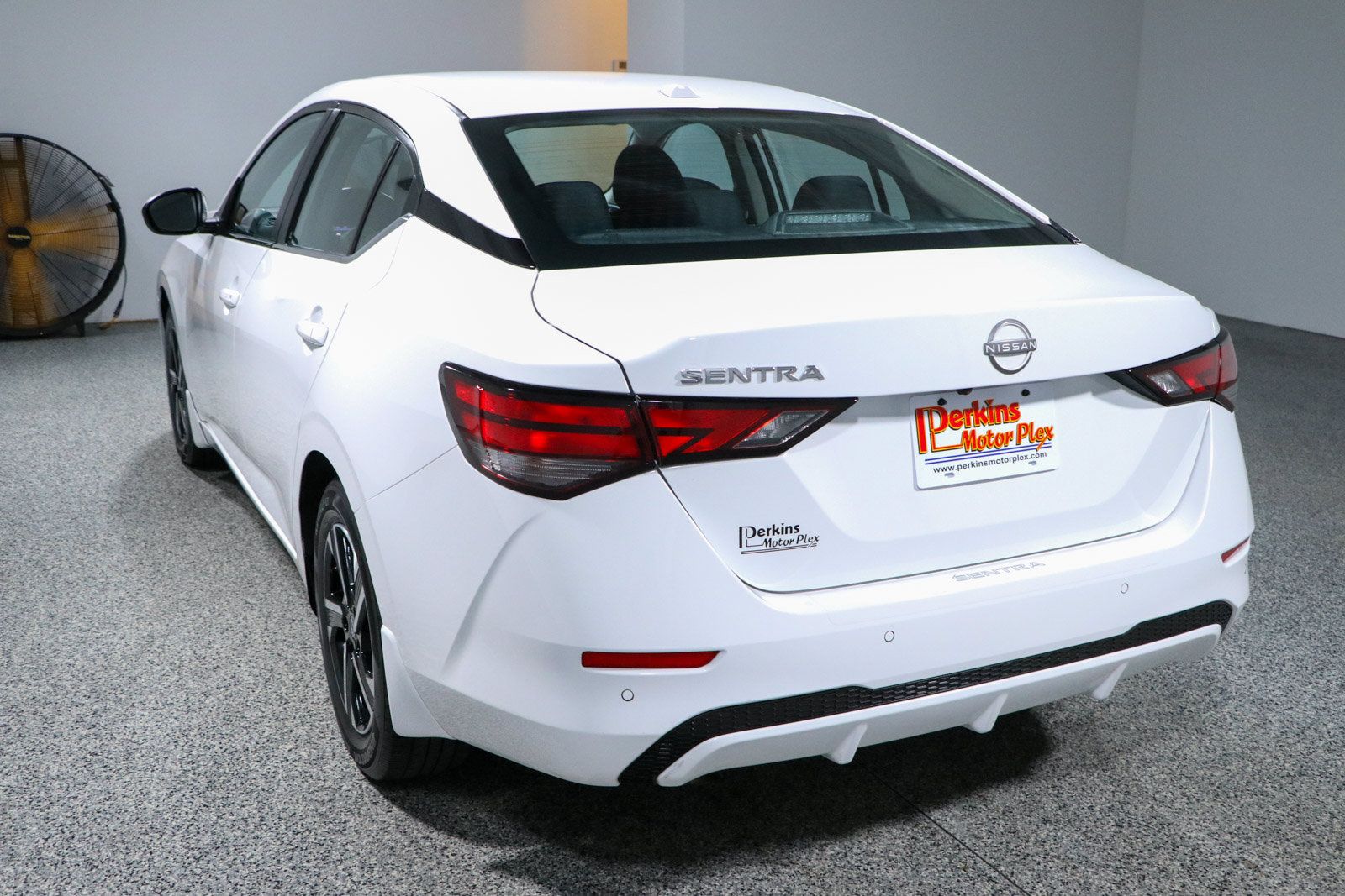 Used 2025 Nissan Sentra SV w/ All-Weather Package FWD image 9