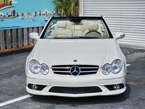 Used 2008 Mercedes-Benz CLK 550 Cabriolet image 3