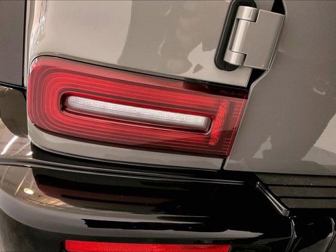 Used 2025 Mercedes-Benz G 63 AMG 4MATIC image 31