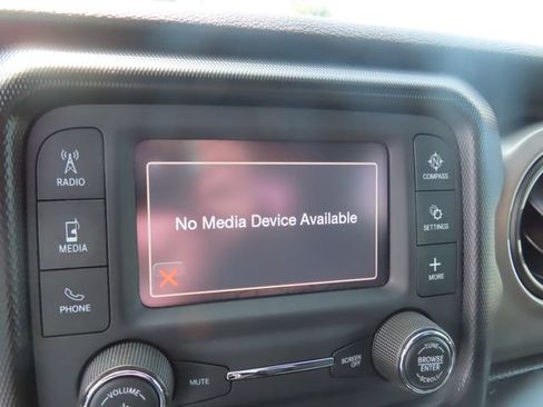Used 2021 Jeep Gladiator Sport AWD/4WD image 24