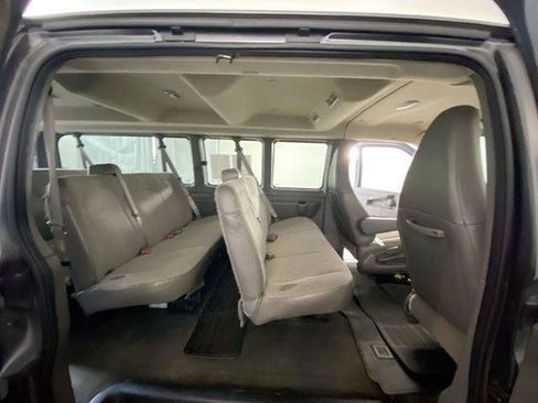 Used 2016 Chevrolet Express 3500 LT w/ LT Preferred Equipment Group RWD image 32