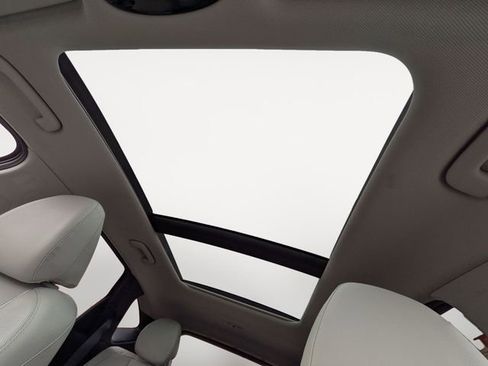 Used 2022 Hyundai Tucson Limited image 27