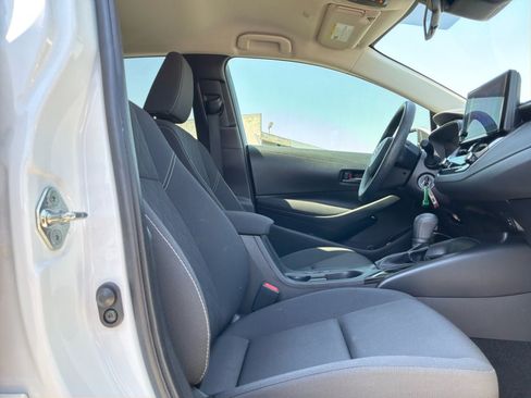 Used 2023 Toyota Corolla LE w/ Carpet Mat Package (TMS) FWD image 18