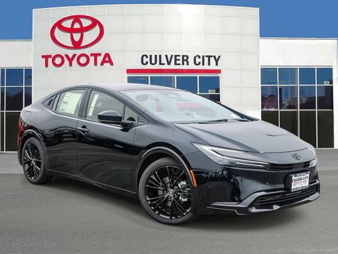 New 2026 Toyota Prius Plug-In Hybrid FWD image 1