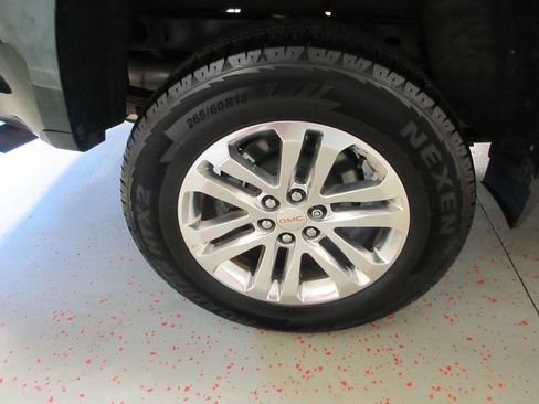 Used 2015 GMC Canyon SLT AWD/4WD image 26