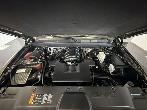 Used 2017 GMC Yukon Denali w/ Open Road Package AWD/4WD image 11