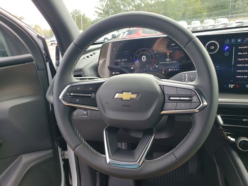 New 2026 Chevrolet Traverse LT w/ LPO, Floor Liner Package image 20