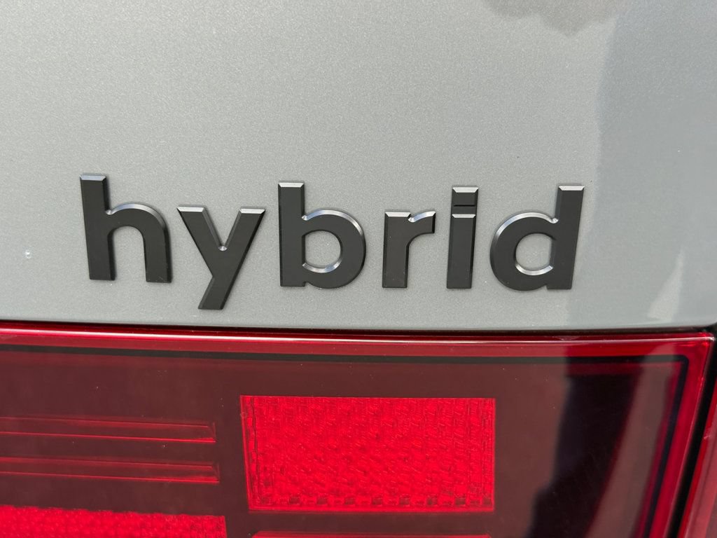 Used 2025 Hyundai Santa Fe Calligraphy FWD image 52