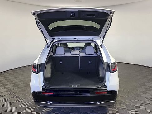 Certified 2024 Honda HR-V EX-L image 6