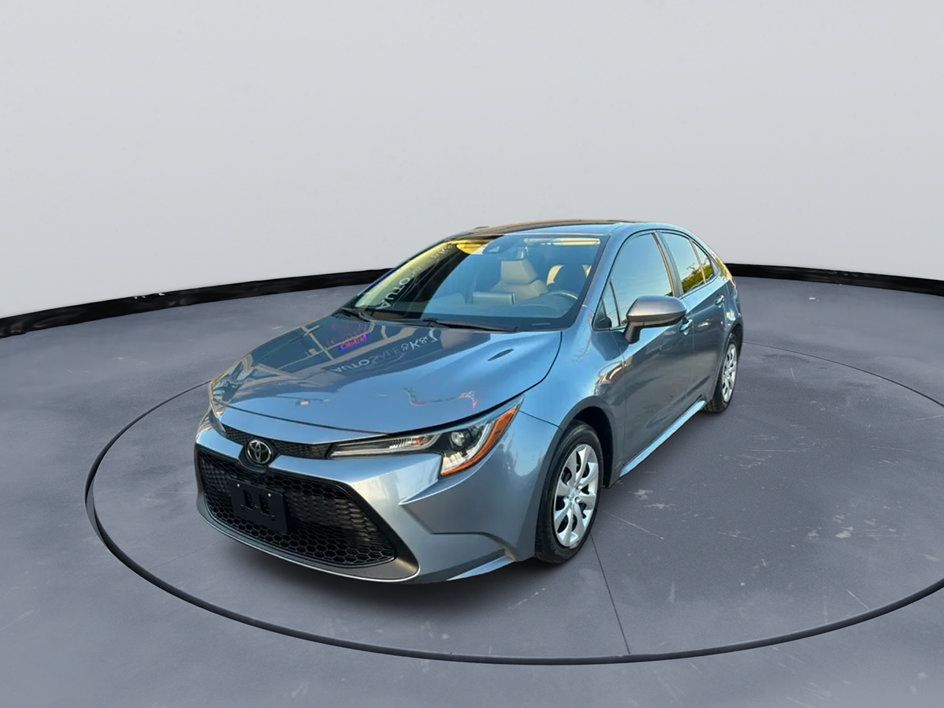 Used 2021 Toyota Corolla LE FWD image 4