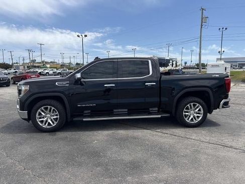 Used 2021 GMC Sierra 1500 SLT w/ SLT Premium Plus Package AWD/4WD image 8