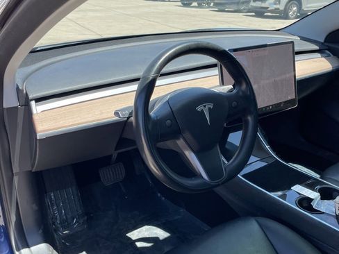 Used 2018 Tesla Model 3 Long Range RWD image 7