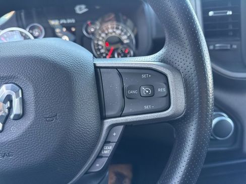 Used 2024 RAM 2500 Tradesman w/ Chrome Appearance Group image 18