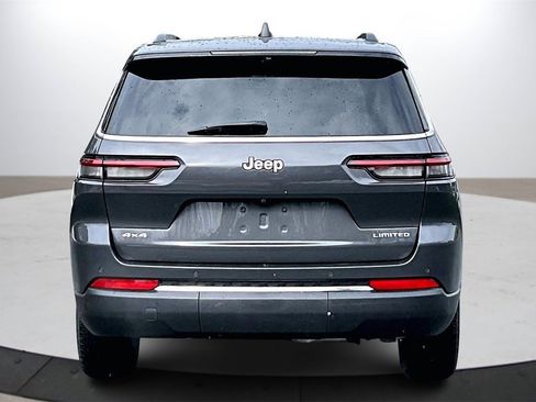 Certified 2024 Jeep Grand Cherokee L Limited w/ Luxury Tech Group II image 8
