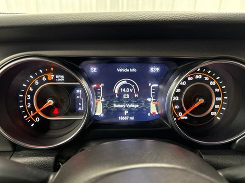 Used 2023 Jeep Gladiator Sport AWD/4WD image 21