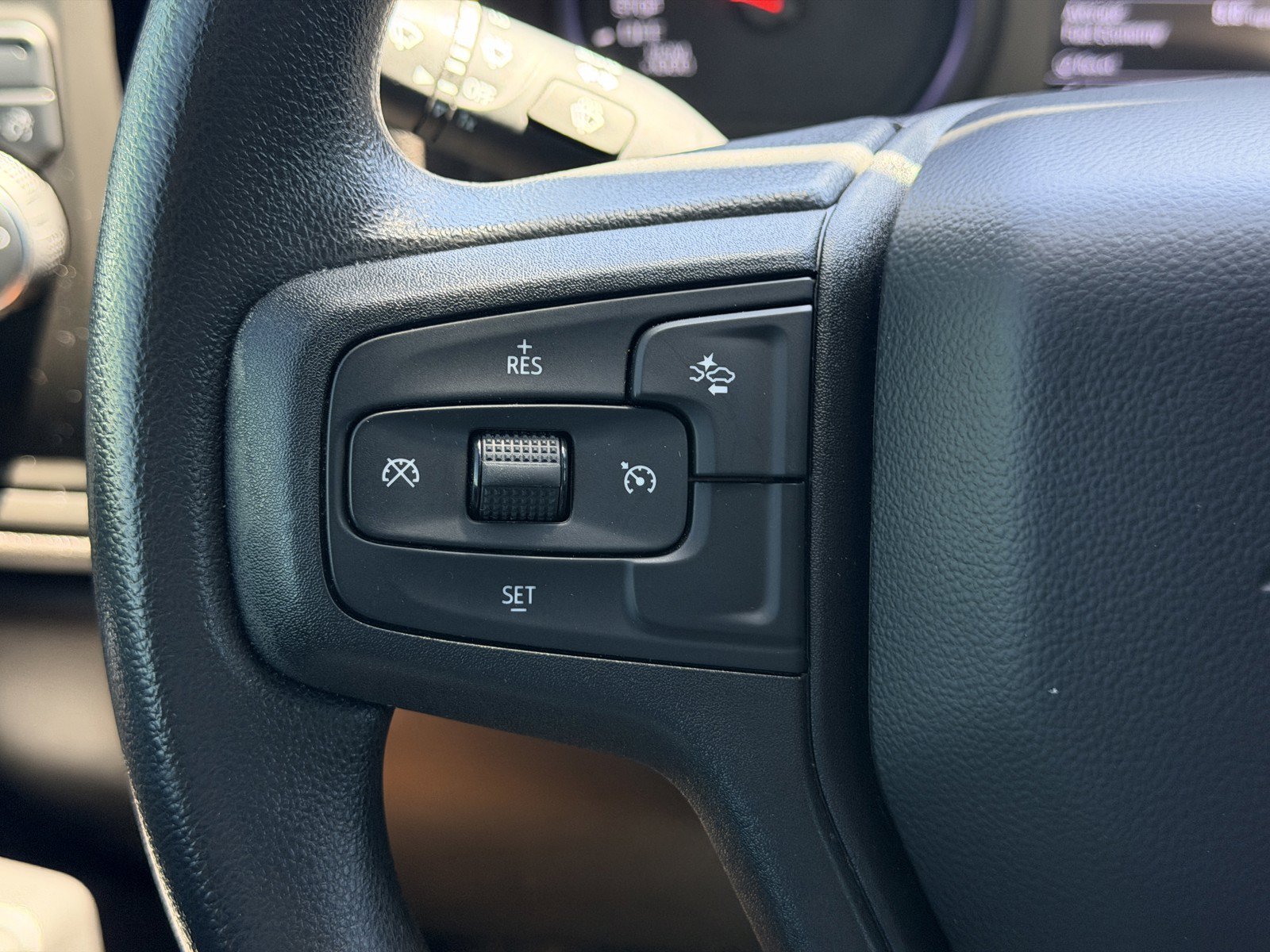 Used 2023 Chevrolet Silverado 1500 Custom RWD image 23
