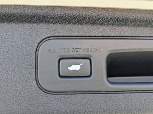 Used 2018 Honda Odyssey Elite image 13