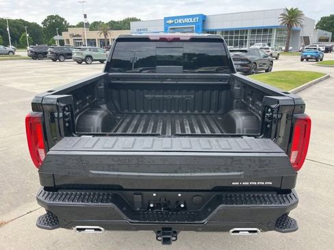 Used 2024 GMC Sierra 1500 Denali AWD/4WD image 9