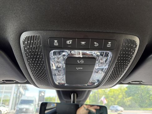 Certified 2023 Mercedes-Benz GLB 250 4MATIC image 23