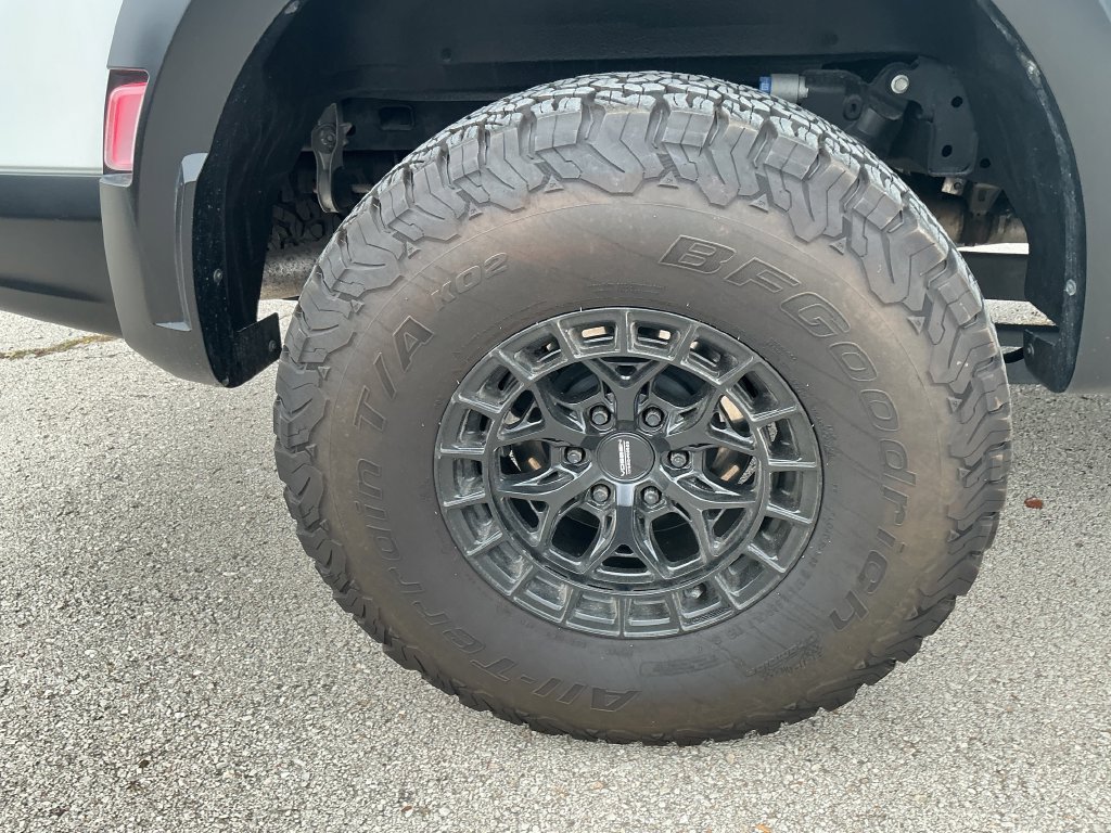 Used 2024 Ford F150 Raptor w/ Equipment Group 803A Raptor R AWD/4WD image 15