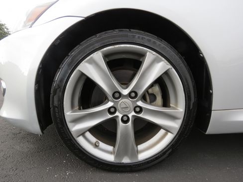 Used 2012 Lexus IS 250C image 48