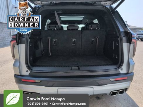 Used 2025 Chevrolet Traverse Z71 w/ Enhanced Driving Package AWD/4WD image 28