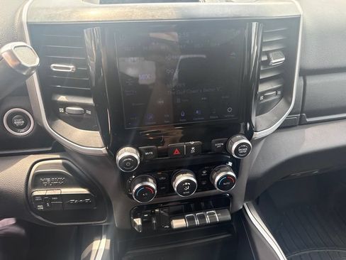 Used 2021 RAM 2500 Big Horn w/ Towing Technology Group AWD/4WD image 10