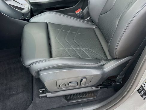 Used 2025 BMW X1 xDrive28i AWD/4WD image 26
