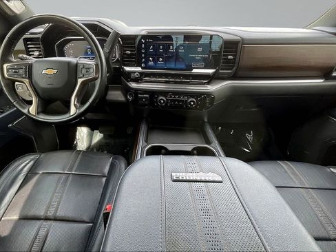 Used 2024 Chevrolet Silverado 3500 High Country w/ High Country Premium Package AWD/4WD image 16