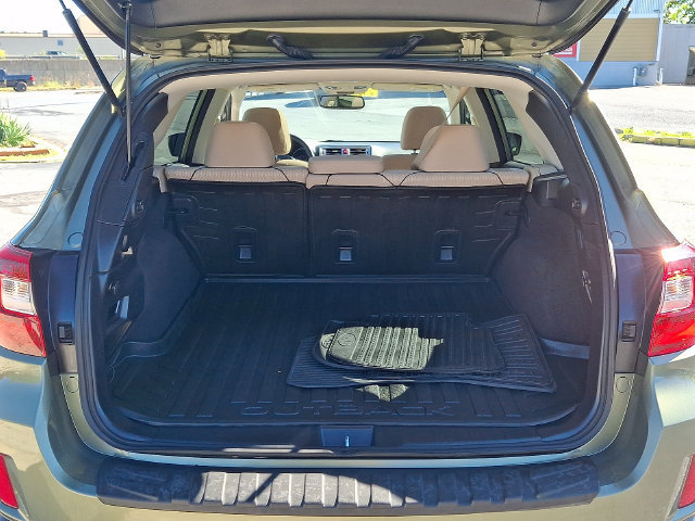 Used 2016 Subaru Outback 2.5i Premium AWD/4WD image 41