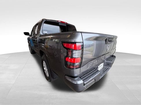 Used 2023 Nissan Frontier SV w/ SV Convenience Package AWD/4WD image 4