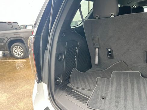 Used 2022 Chevrolet Tahoe LS w/ Driver Alert Package image 17