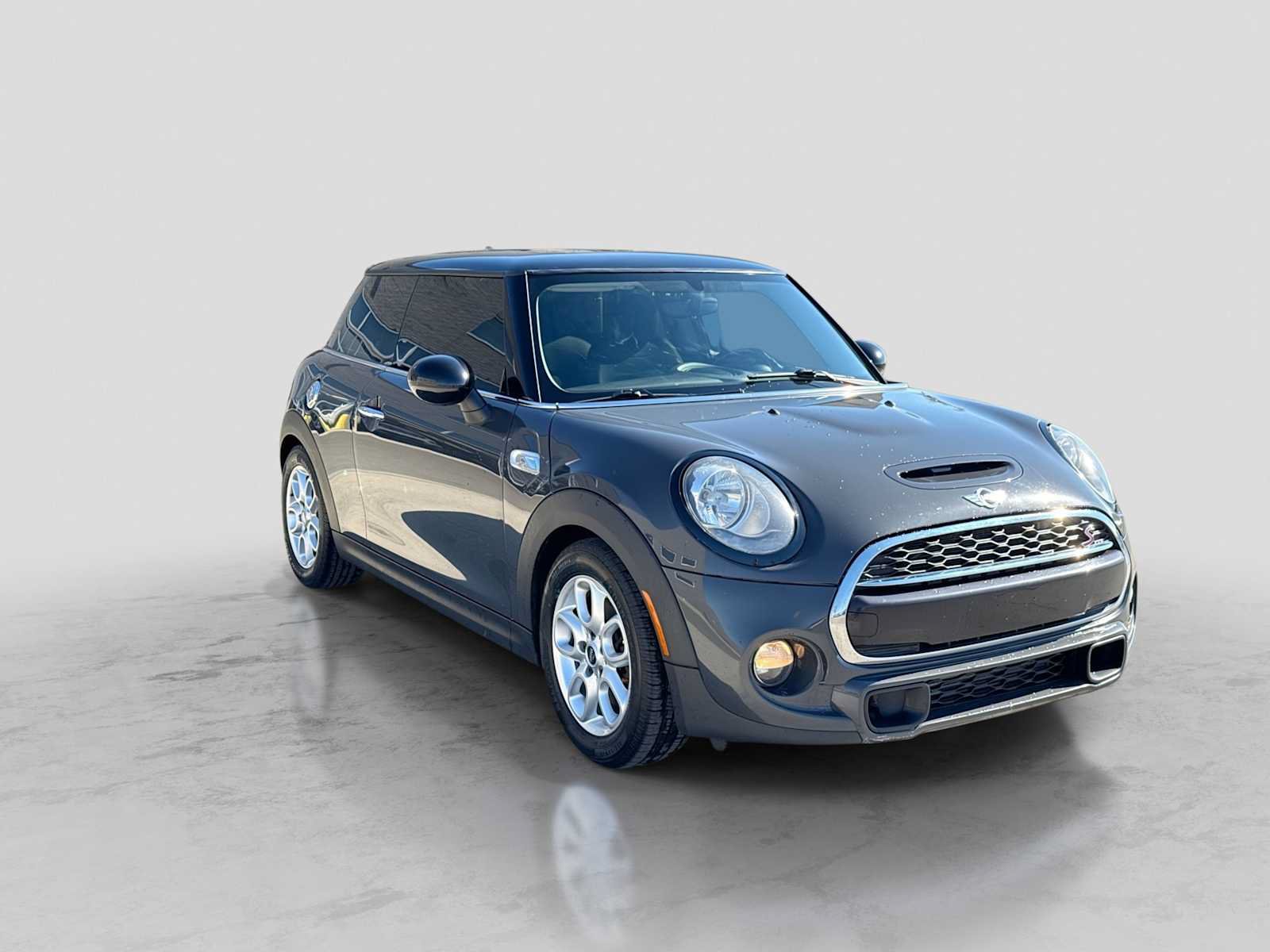 Used 2018 MINI Cooper S FWD image 8