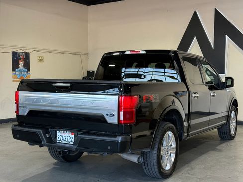 Used 2018 Ford F150 Platinum w/ Equipment Group 701A Luxury AWD/4WD image 4