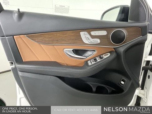 Used 2022 Mercedes-Benz GLC 300 4MATIC image 20