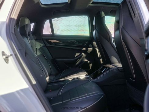 Used 2024 Porsche Panamera 4 w/ Premium Package image 25