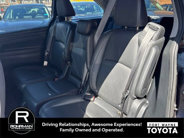 Used 2024 Honda Odyssey EX-L image 8