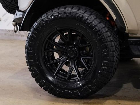 Used 2025 Ford Bronco Raptor image 37