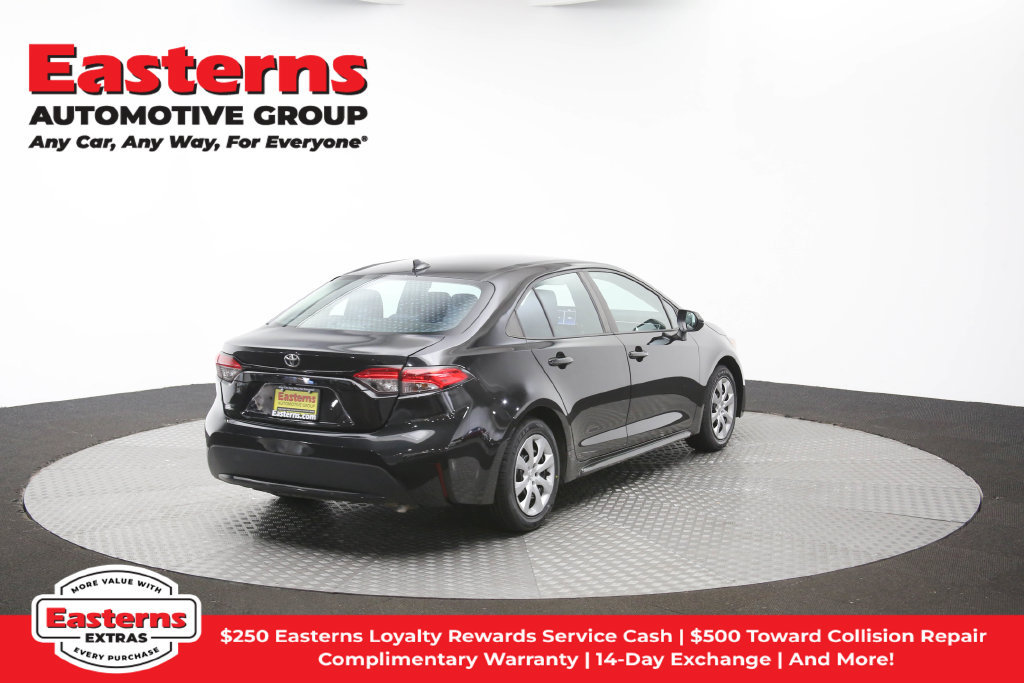 Used 2021 Toyota Corolla LE w/ Carpet Mat Package (TMS) FWD image 43