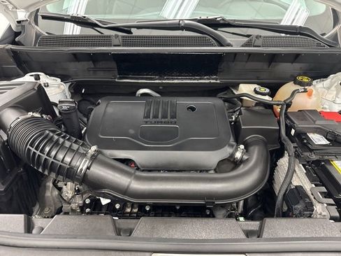 Used 2023 GMC Acadia SLT image 42