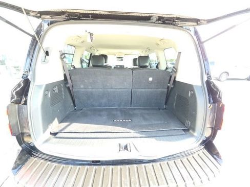 Used 2024 Nissan Armada SL w/ Captain's Chairs Package AWD/4WD image 27