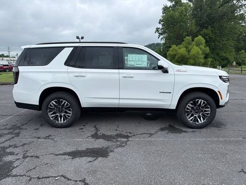 New 2026 Chevrolet Tahoe Z71 w/ Comfort Package AWD/4WD image 6