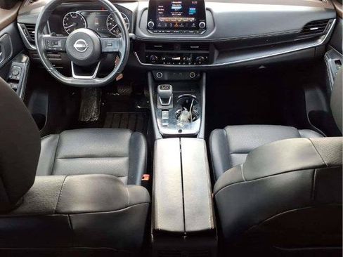 Certified 2023 Nissan Rogue SV w/ SV Premium B Package FWD image 11