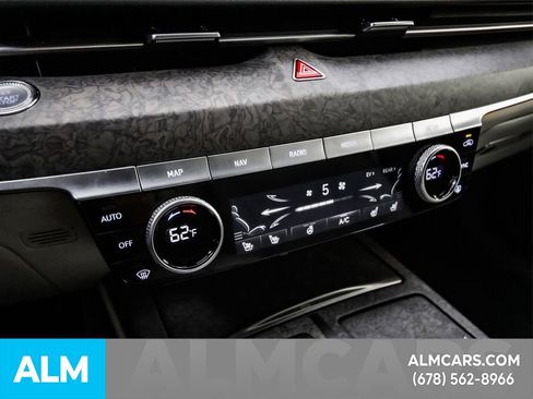 Used 2024 Genesis G80 image 39