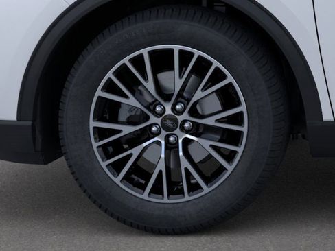 New 2025 Ford Escape SE w/ Class II Trailer Tow Package image 19