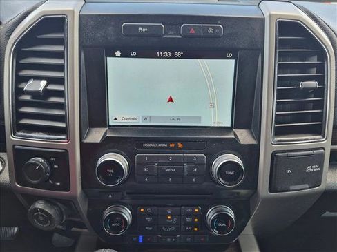 Used 2017 Ford F150 Lariat w/ Equipment Group 502A Luxury RWD image 13