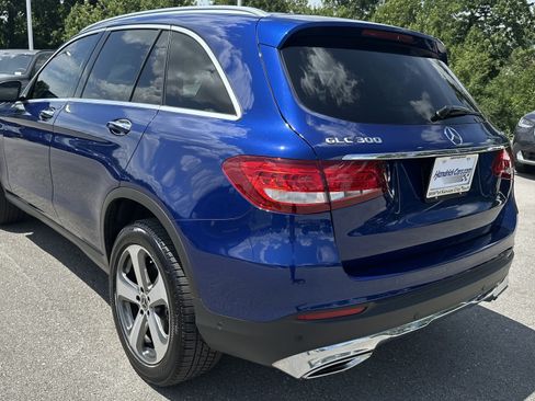 Used 2018 Mercedes-Benz GLC 300 4MATIC image 8