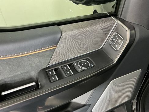 Used 2022 Ford F150 Platinum AWD/4WD image 18