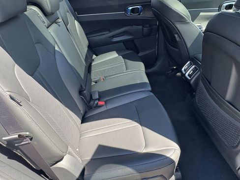 New 2026 Kia Sorento S w/ S Panoramic Sunroof Package image 21