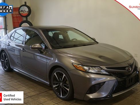Certified 2018 Toyota Camry XSE image 1